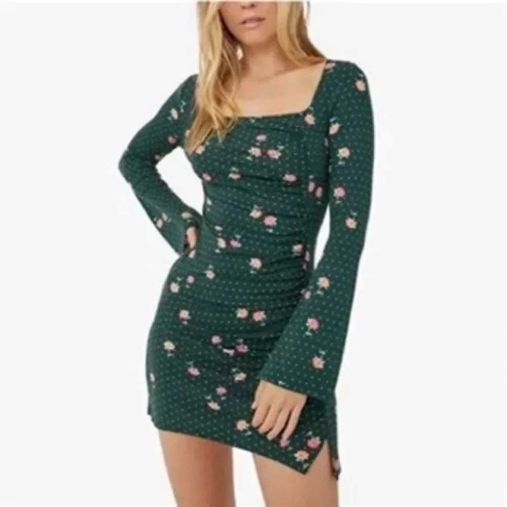 NWT! Free People Green Emerald Celia Floral Square Neck Long Sleeve Dress ♥️